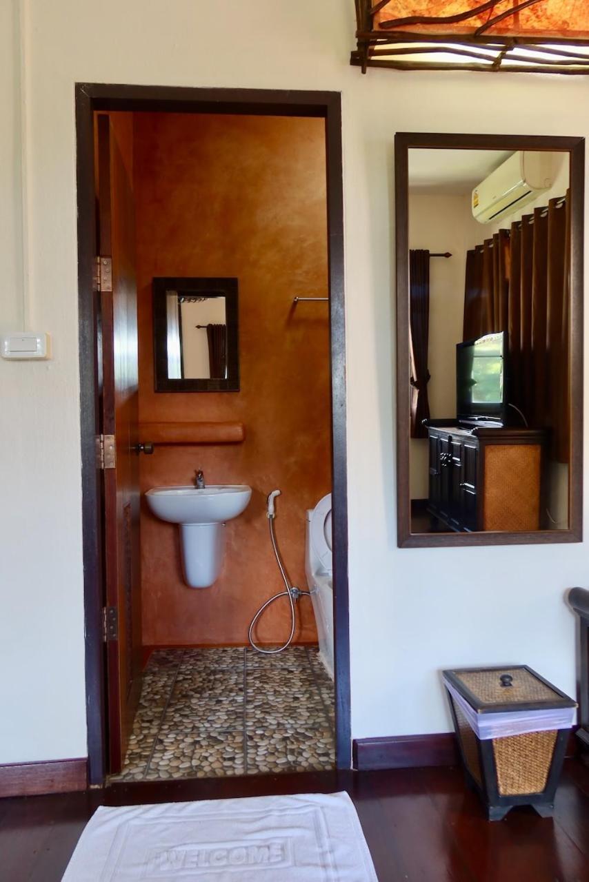 Banjai Garden Guesthouse Chiang Mai Bagian luar foto